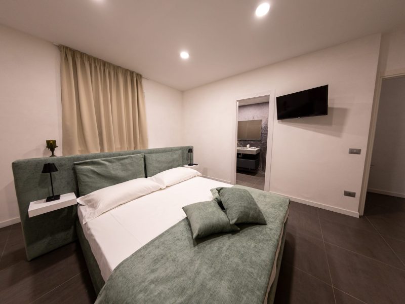 Camera matrimoniale superior, River Hotel 4